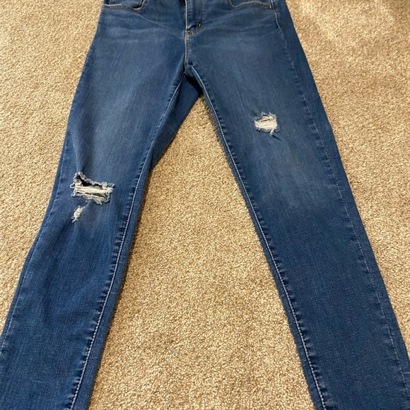 Levi’s 720 high rise super skinny jeans. Size 28. - Picture 3 of 9